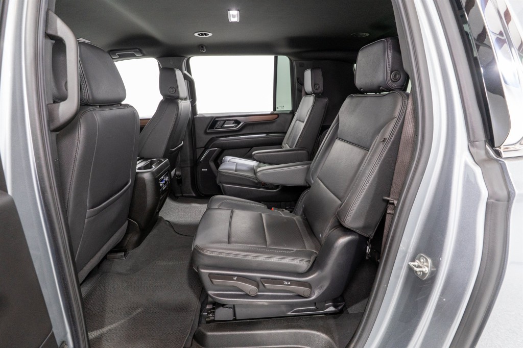 2025 GMC Yukon Image 30