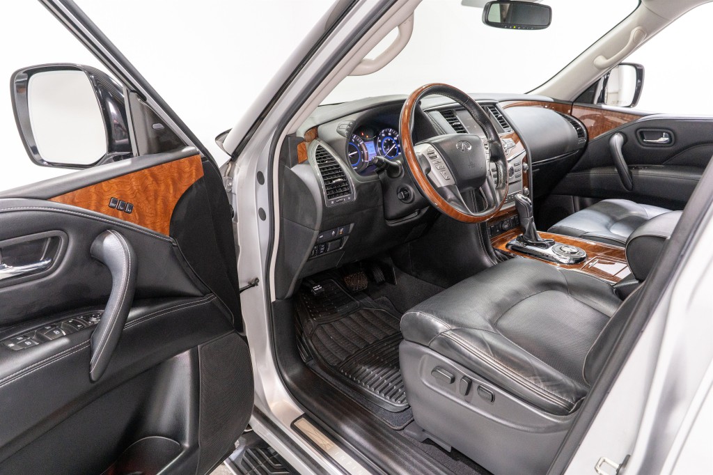 2019 INFINITI QX80 Image 12
