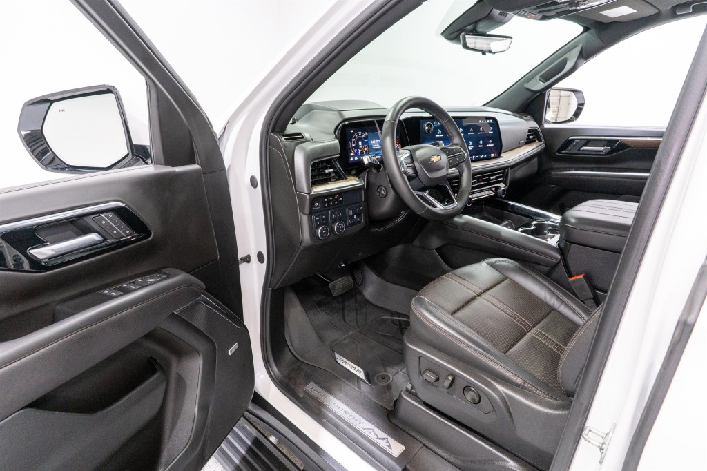 2025 Chevrolet Tahoe Image 13