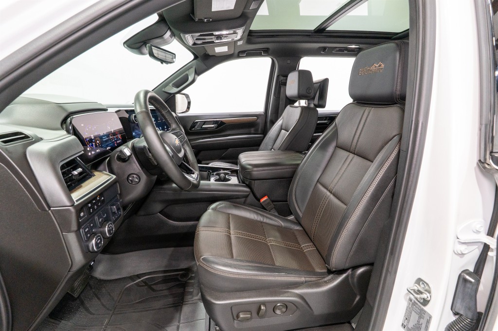 2025 Chevrolet Tahoe Image 17