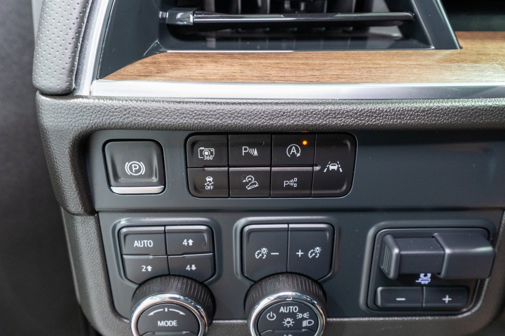 2025 Chevrolet Tahoe Image 33