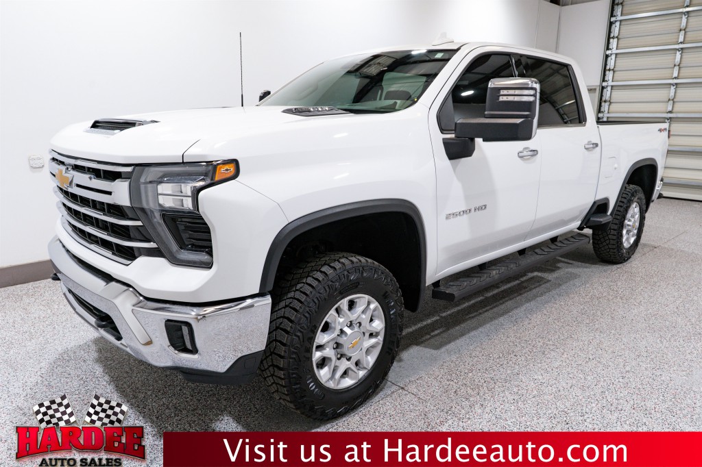 2024 Chevrolet Silverado 1500 Image 2