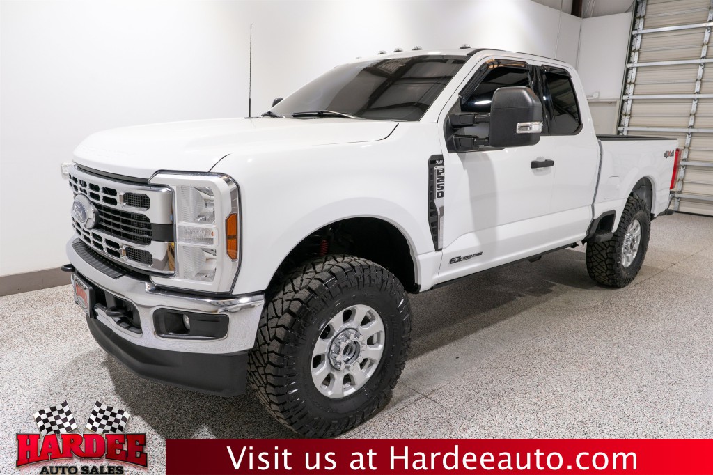 2024 Ford F-250 Image 2