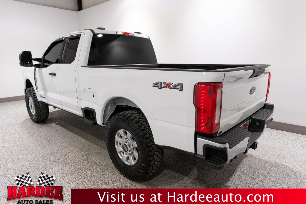 2024 Ford F-250 Image 3