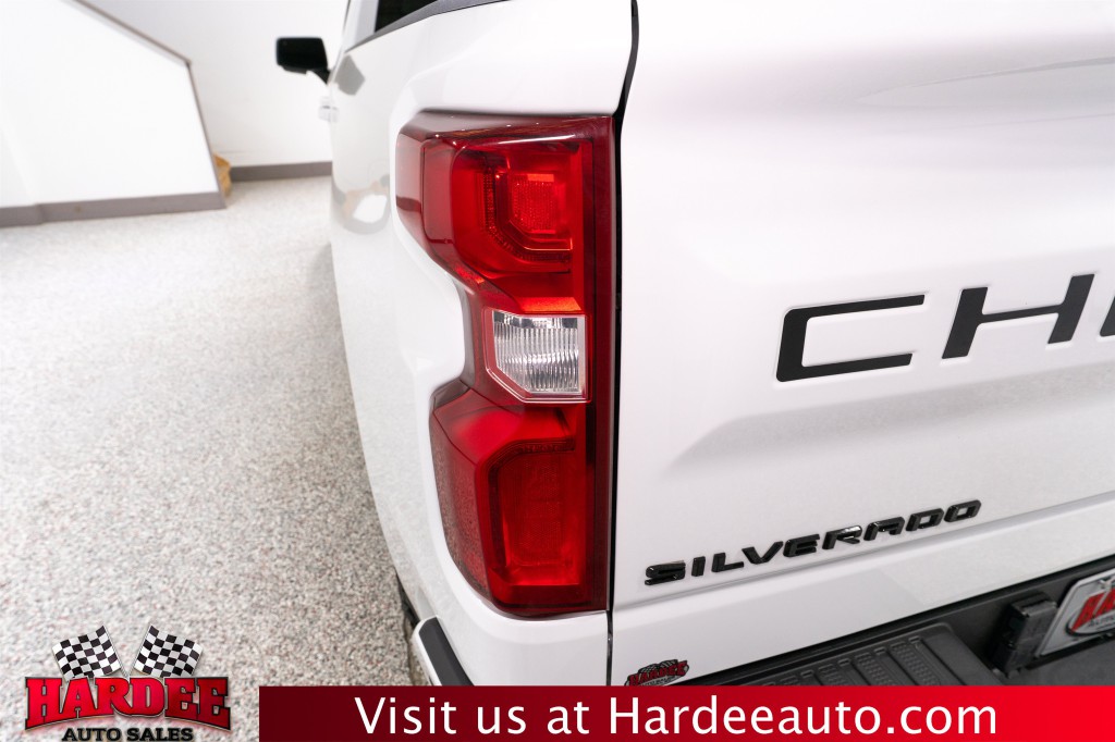 2024 Chevrolet Silverado 1500 Image 9
