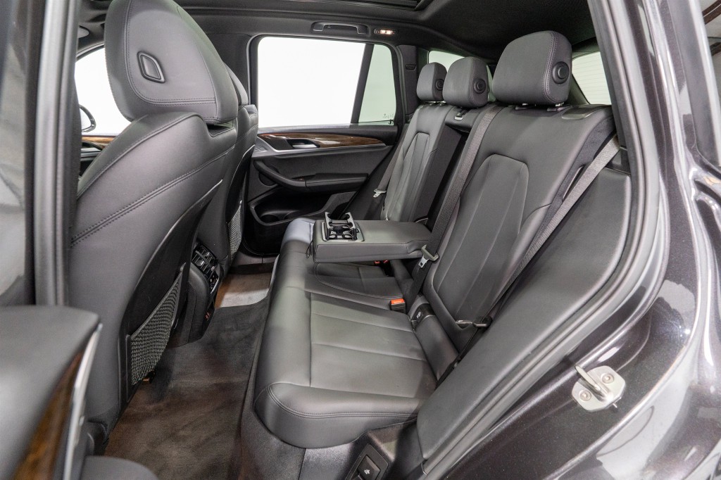 2020 BMW X3 Image 32