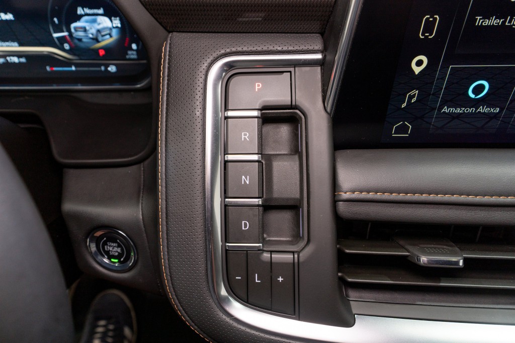 2023 GMC Yukon Image 24