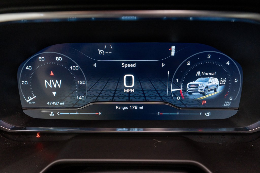 2023 GMC Yukon Image 25