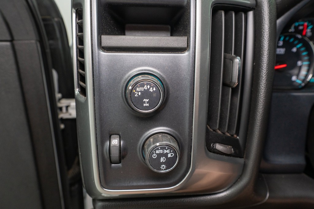 2018 Chevrolet Silverado 1500 Image 25