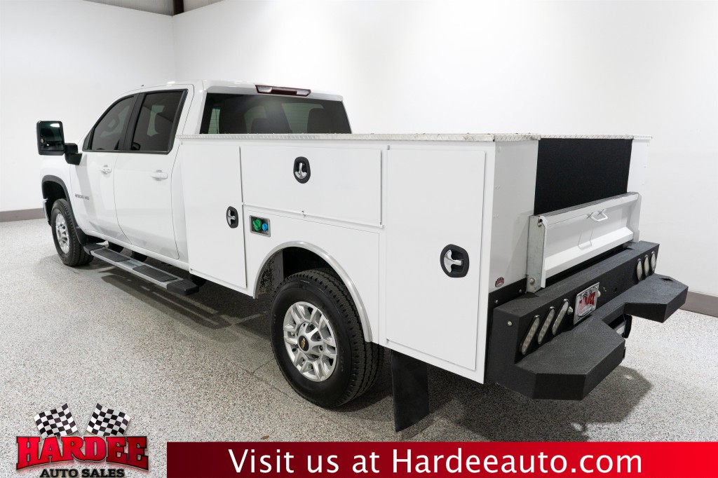 2024 Chevrolet Silverado 1500 Image 3