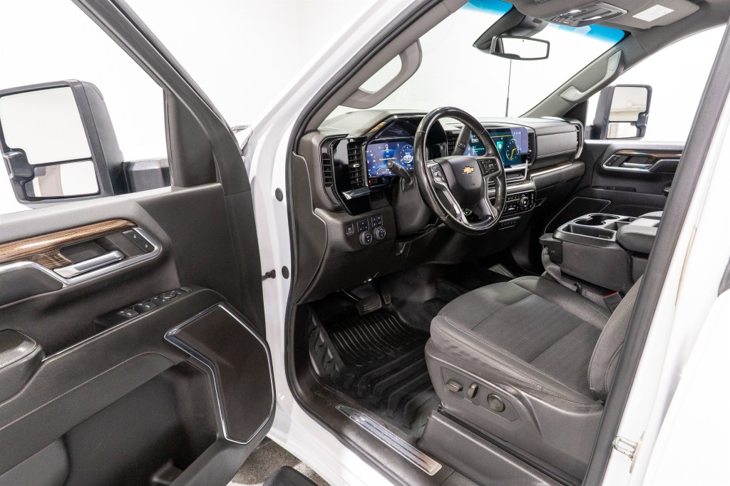 2024 Chevrolet Silverado 1500 Image 13