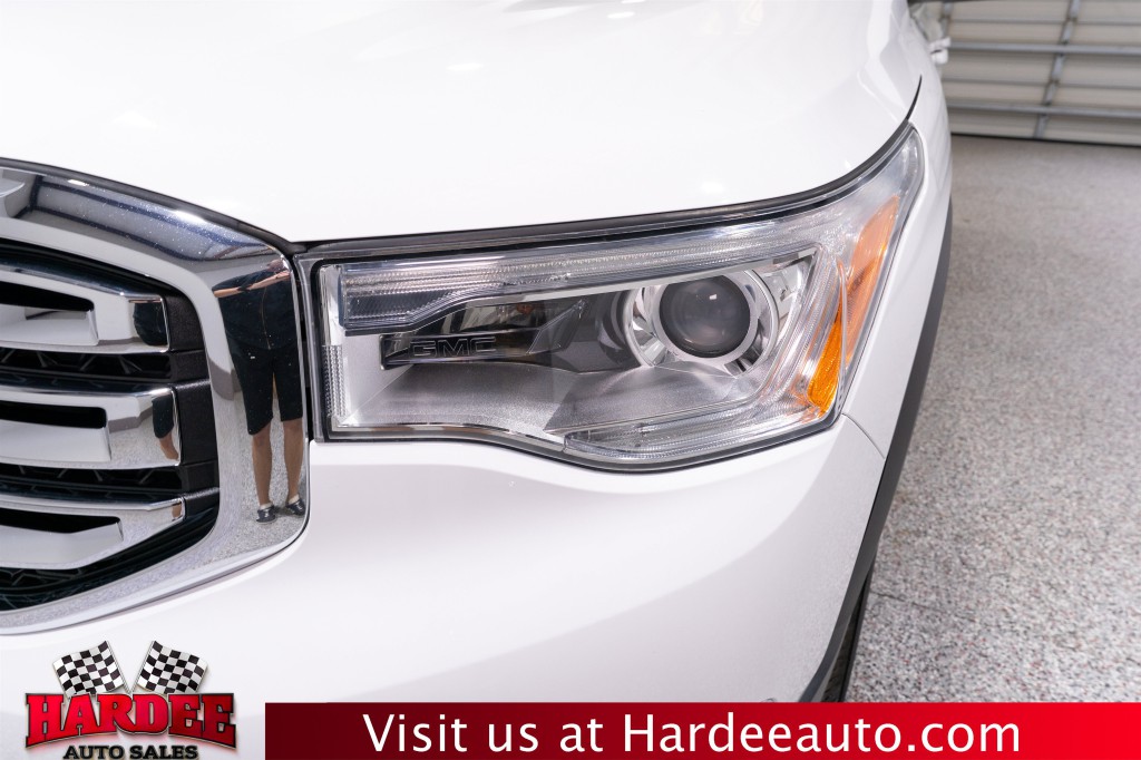 2018 GMC Acadia Image 8