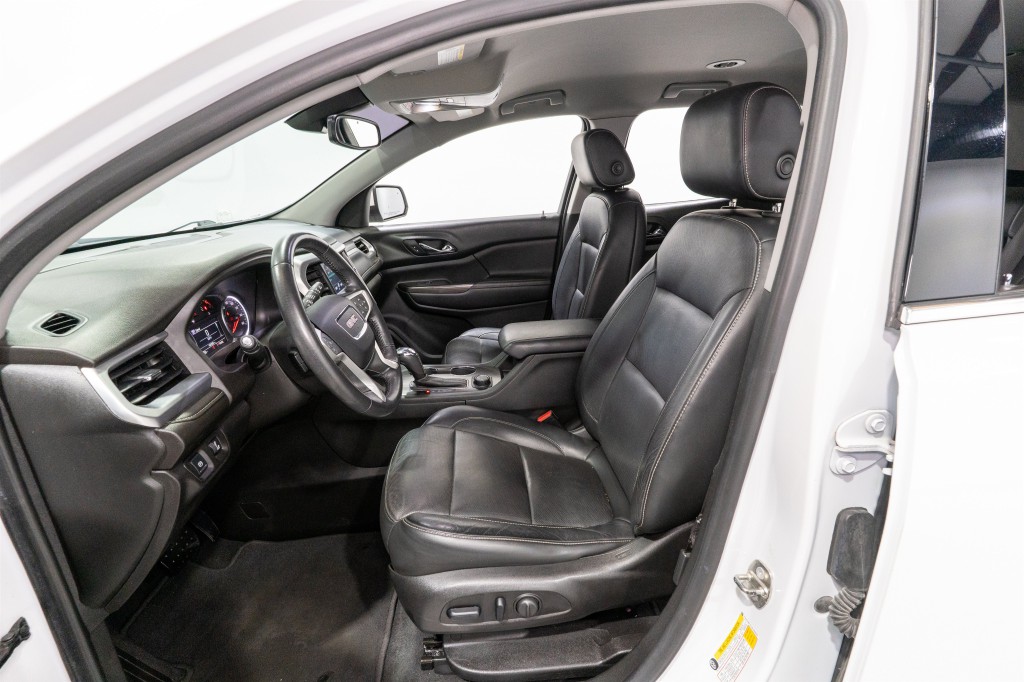 2018 GMC Acadia Image 14