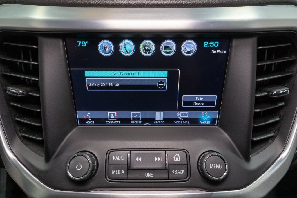2018 GMC Acadia Image 16