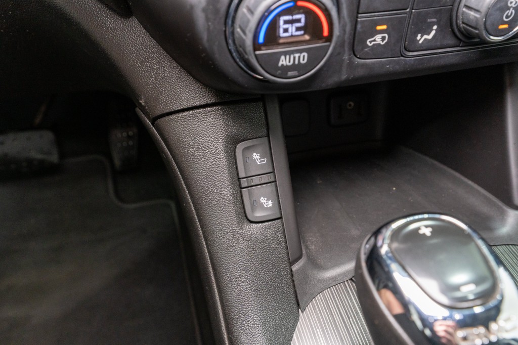 2018 GMC Acadia Image 19