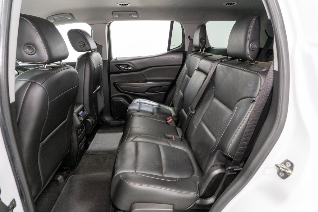 2018 GMC Acadia Image 28