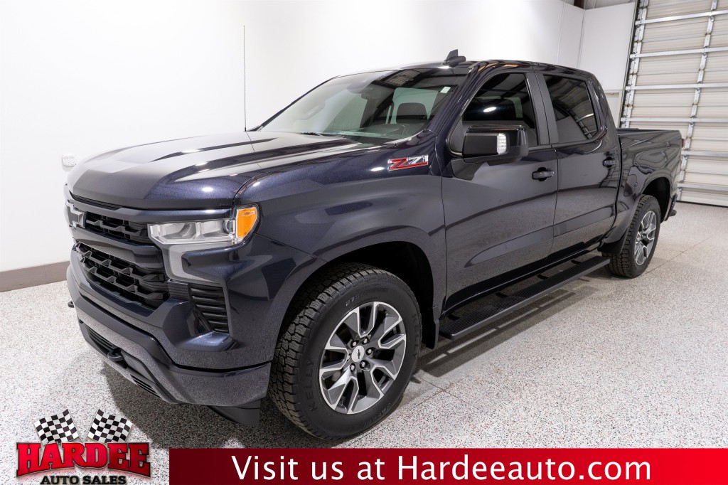 2023 Chevrolet Silverado 1500 Image 2