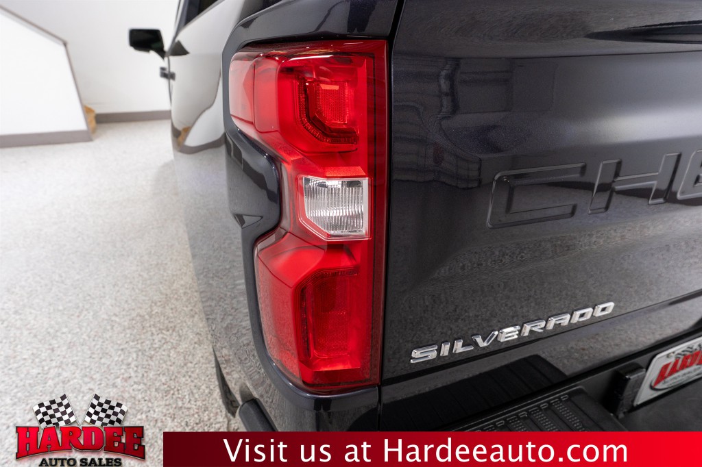 2023 Chevrolet Silverado 1500 Image 9