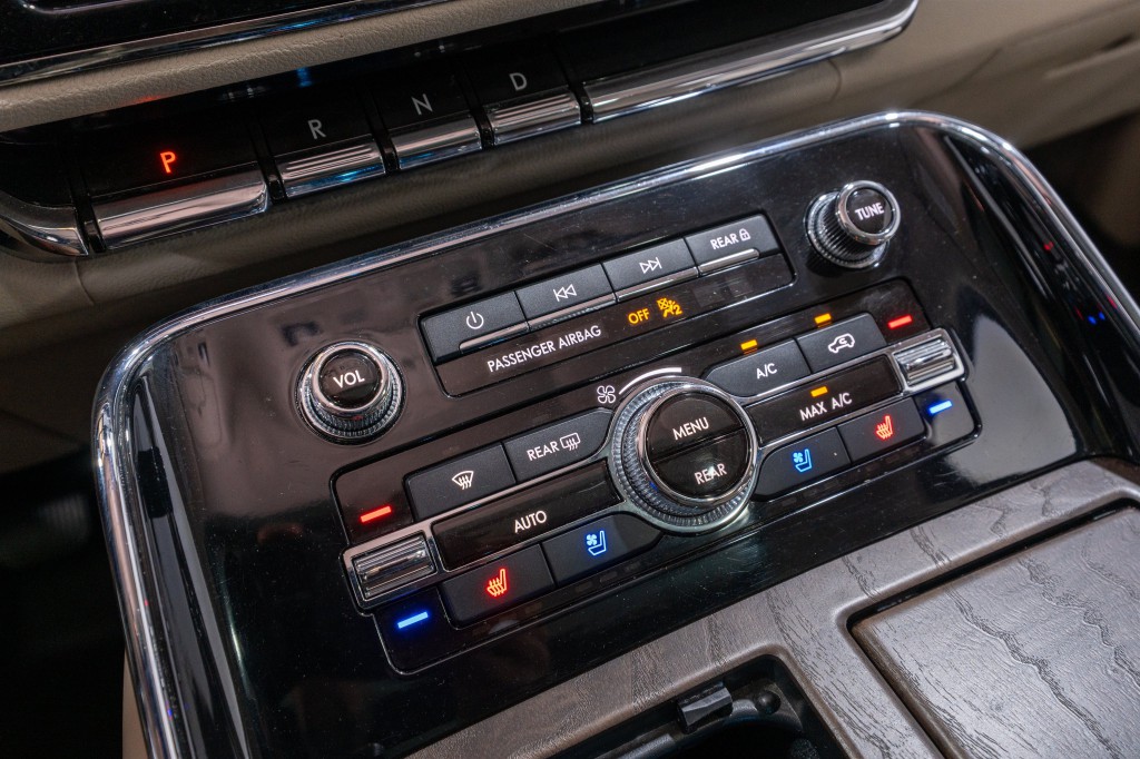 2019 Lincoln Navigator Image 24