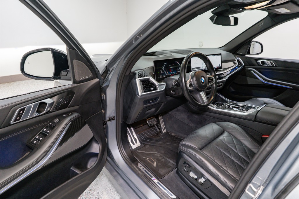 2024 BMW X5 Image 12