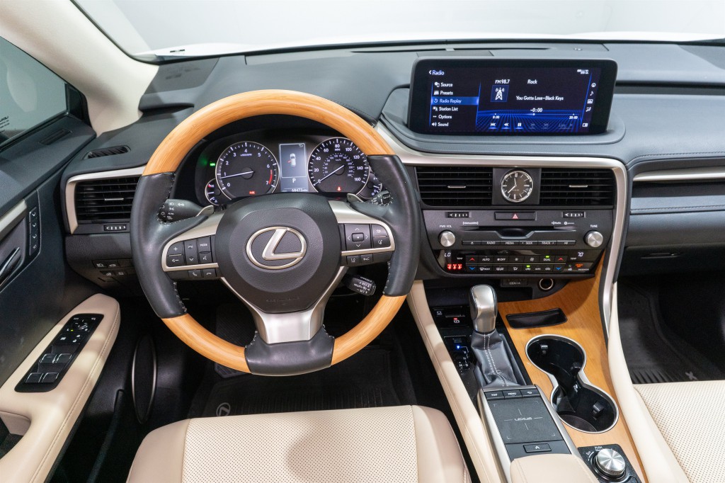 2021 Lexus RX Image 11