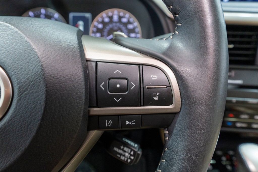 2021 Lexus RX Image 28