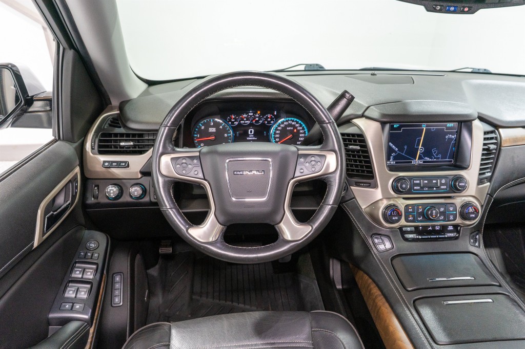 2018 GMC Yukon Image 11