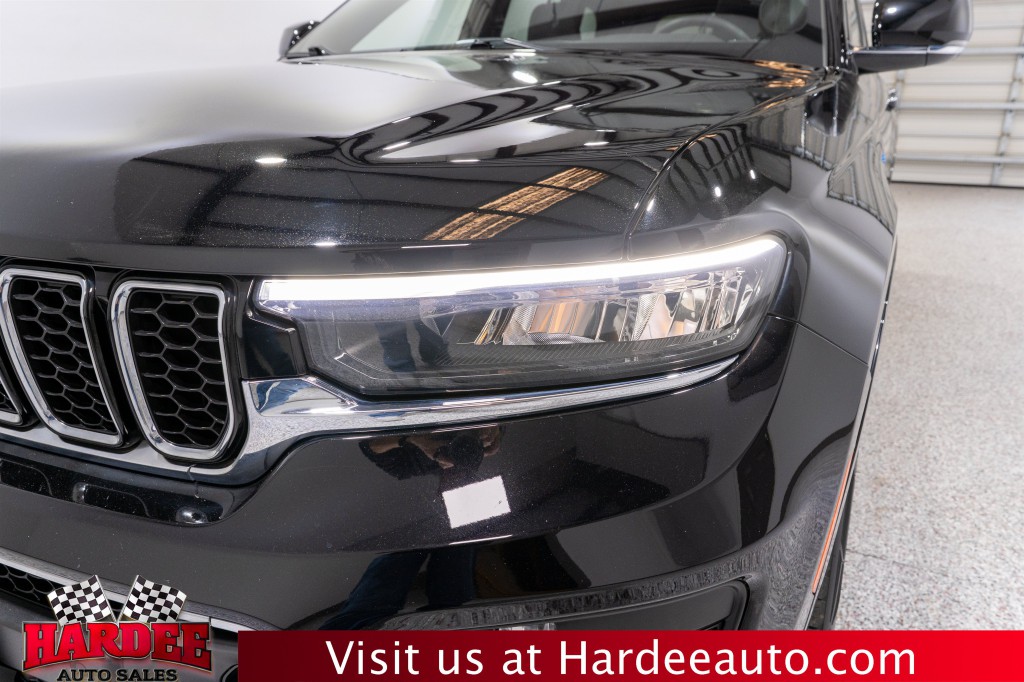 2023 Jeep Grand Cherokee Image 8