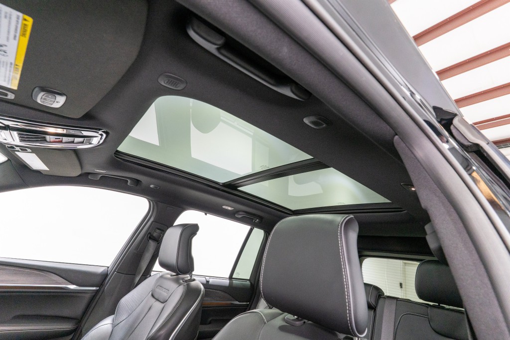 2023 Jeep Grand Cherokee Image 17