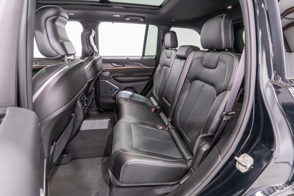 2023 Jeep Grand Cherokee Image 33