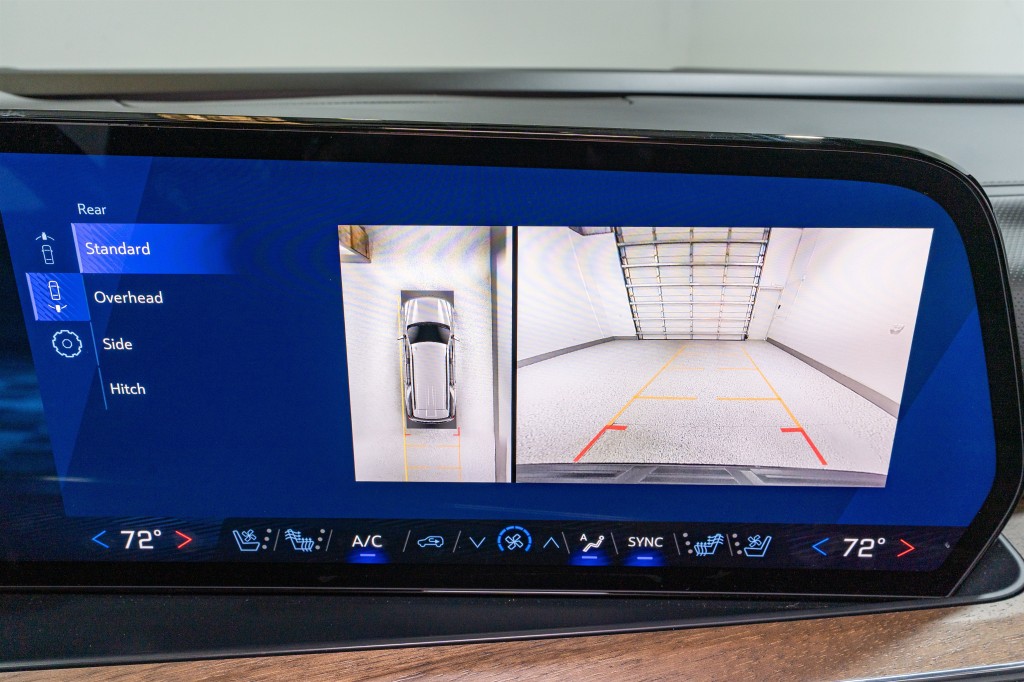 2025 Chevrolet Tahoe Image 24
