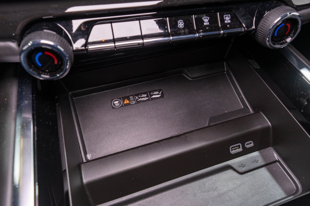 2025 Chevrolet Tahoe Image 26