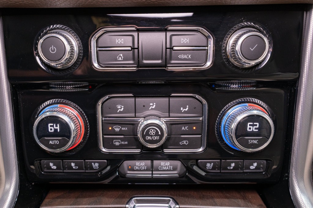 2023 GMC Yukon Image 24
