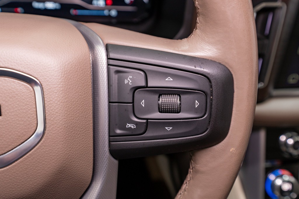 2023 GMC Yukon Image 29