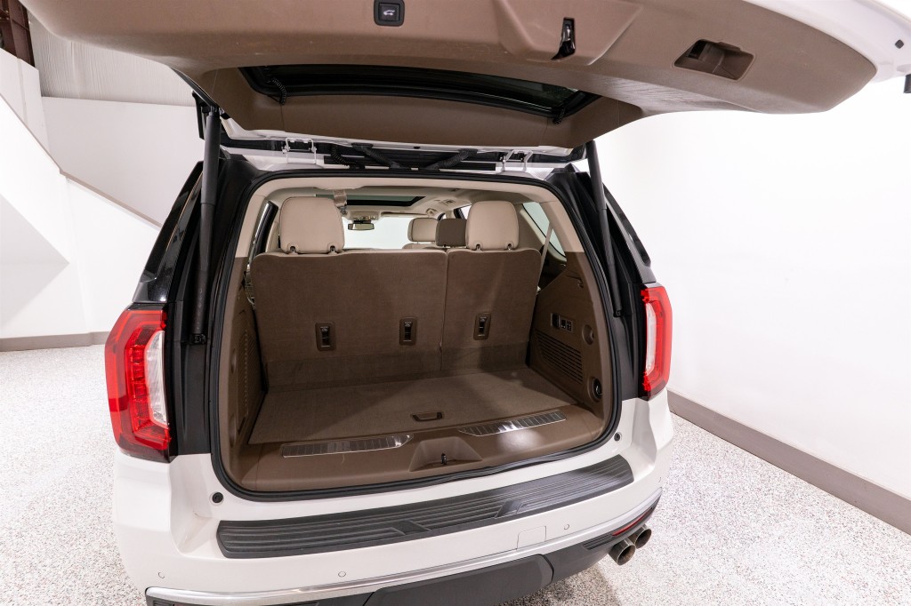 2023 GMC Yukon Image 37