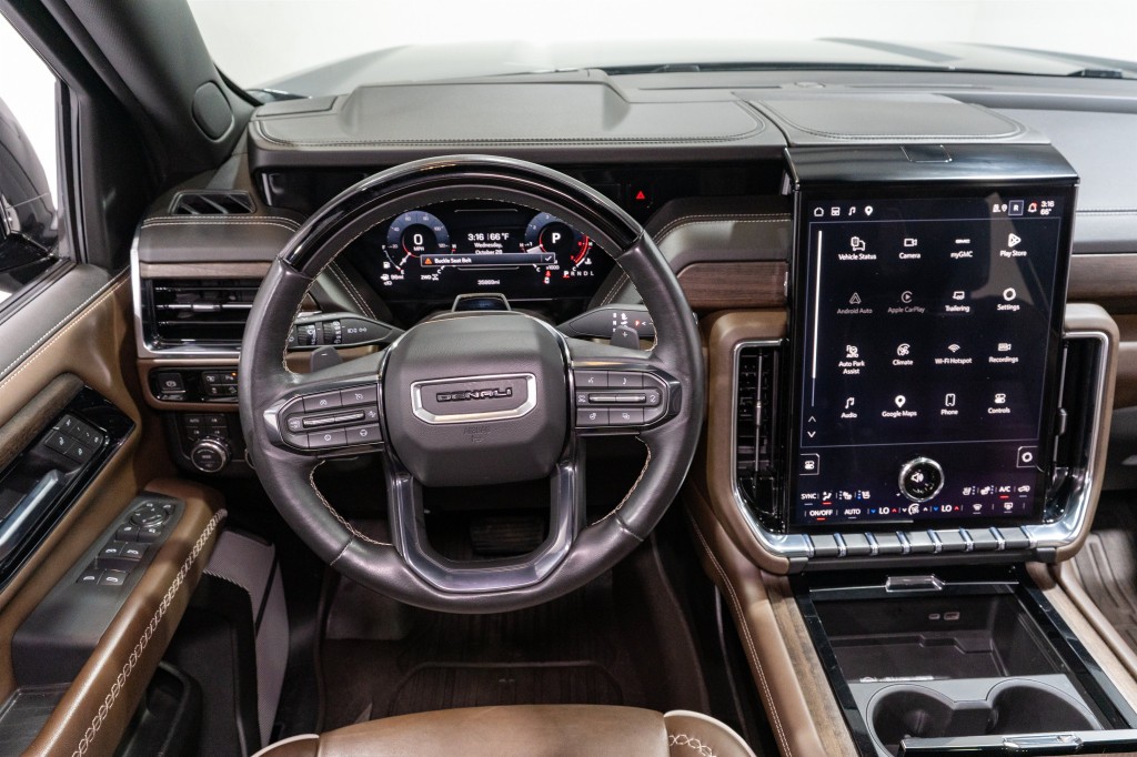 2026 GMC Yukon Image 12