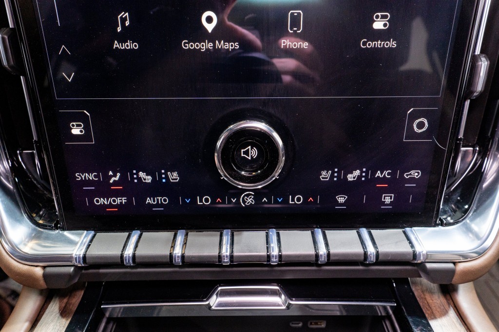 2026 GMC Yukon Image 25