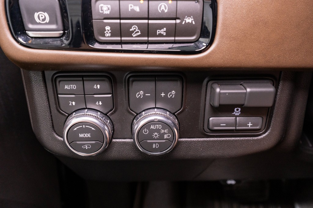 2026 GMC Yukon Image 34