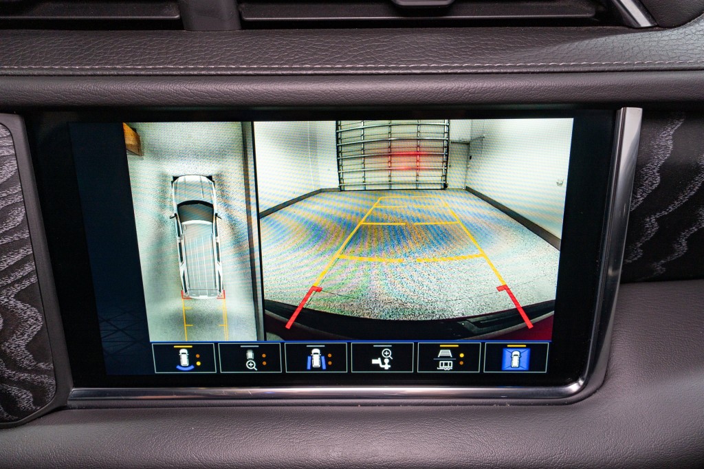 2023 GMC Yukon Image 22