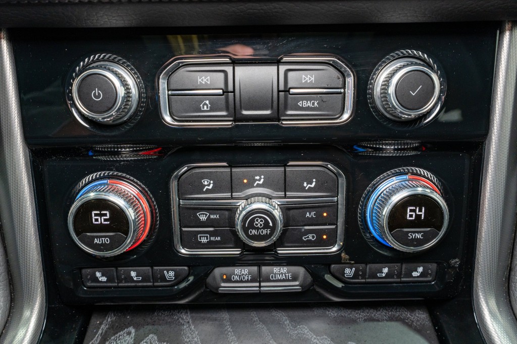 2023 GMC Yukon Image 23