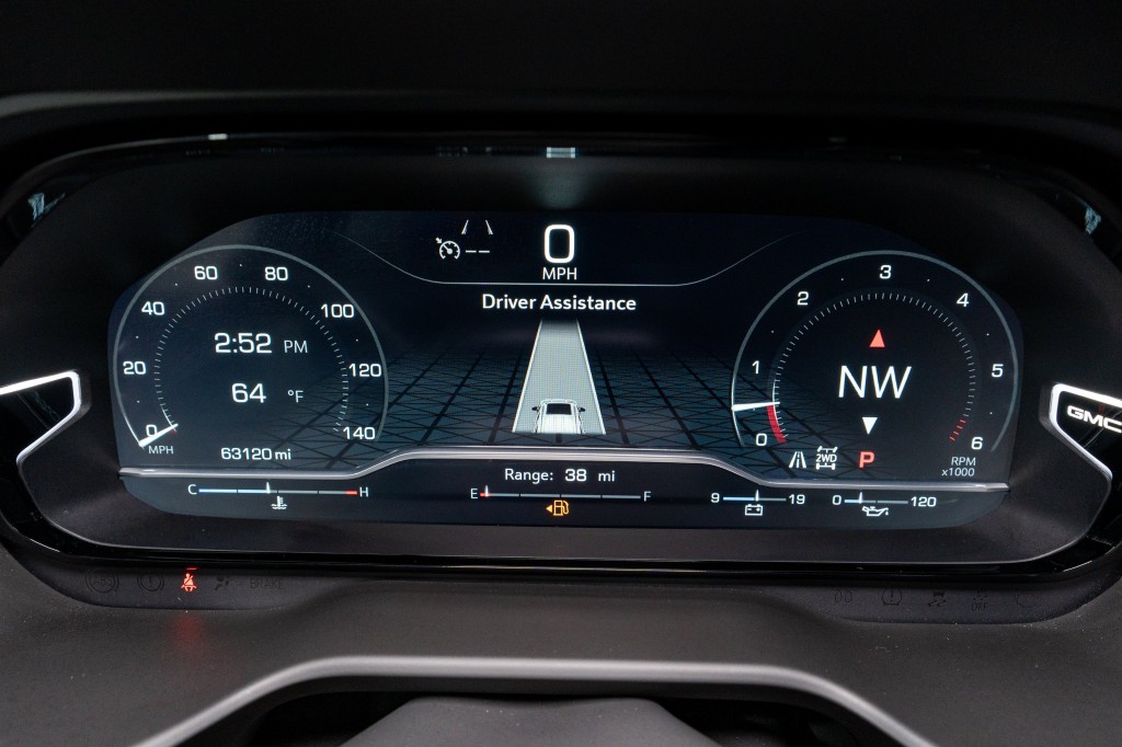 2023 GMC Yukon Image 28