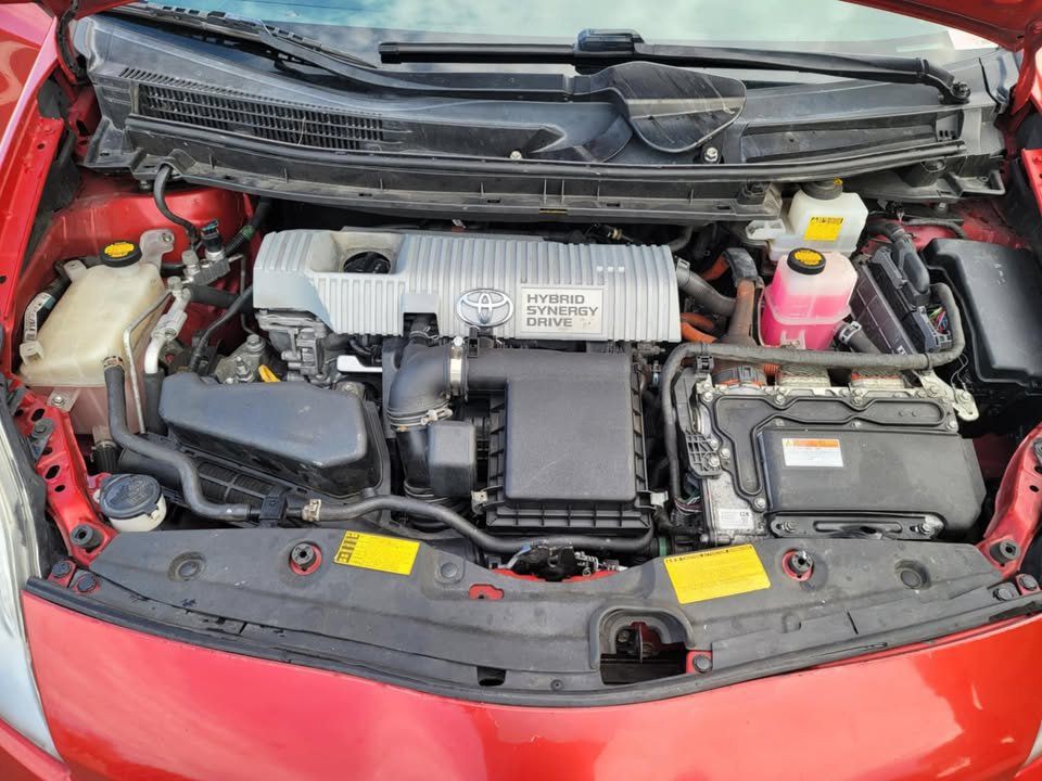 2013 Toyota Prius Image 18