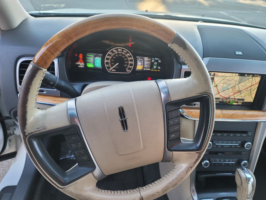 2012 Lincoln MKZ Image 8