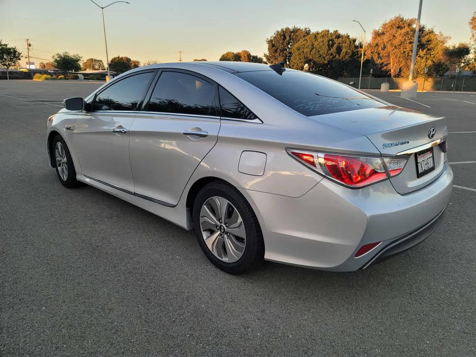 2015 Hyundai Sonata Image 6