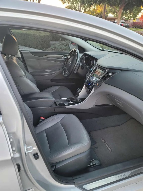 2015 Hyundai Sonata Image 9