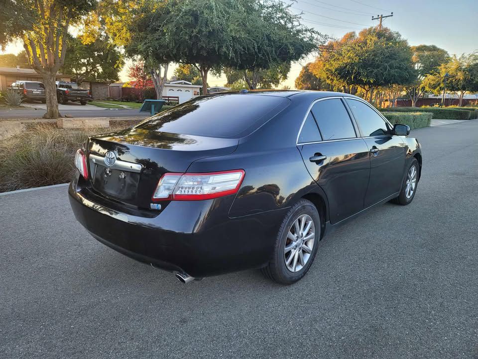 2010 Toyota Camry Image 6