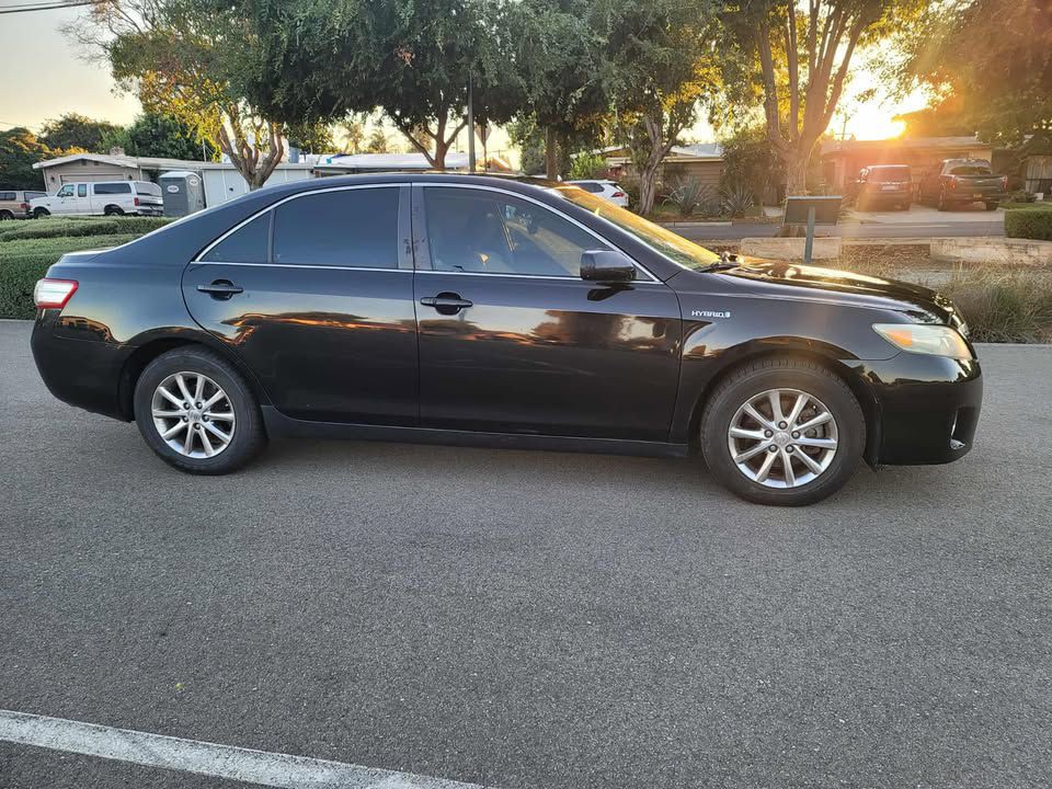 2010 Toyota Camry Image 8