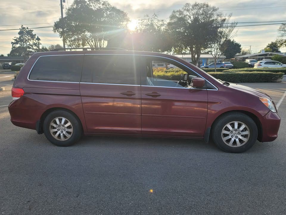 2010 Honda Odyssey Image 7