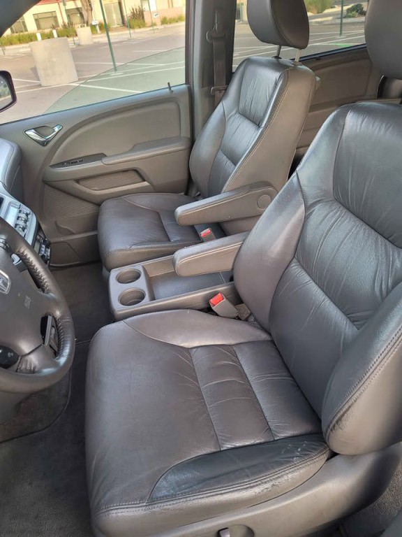 2010 Honda Odyssey Image 11