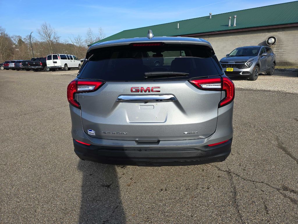 2023 GMC Terrain Image 4